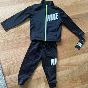 2T Nike Athletic Tracksuit (black-2 piece)